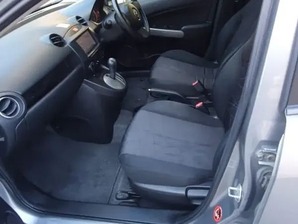 forDailyRentDemio Mazda