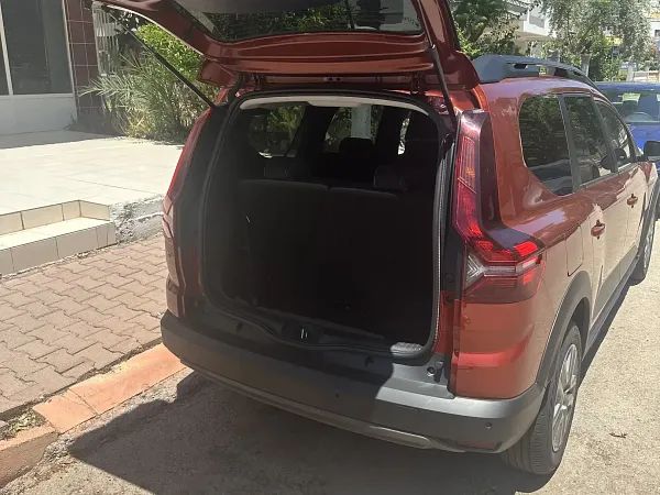 forDailyRentJogger Dacia