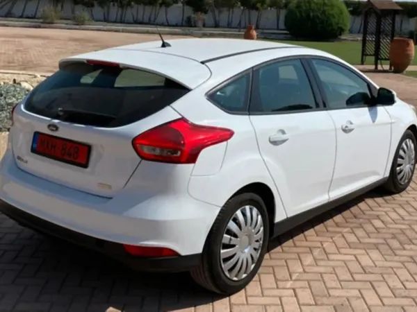 forDailyRentFocus Ford