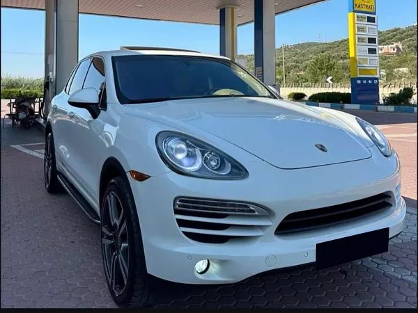 forDailyRentCayenne Porsche