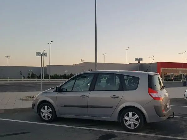 forDailyRentGrand Scenic Renault