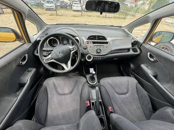 forDailyRentJazz Honda
