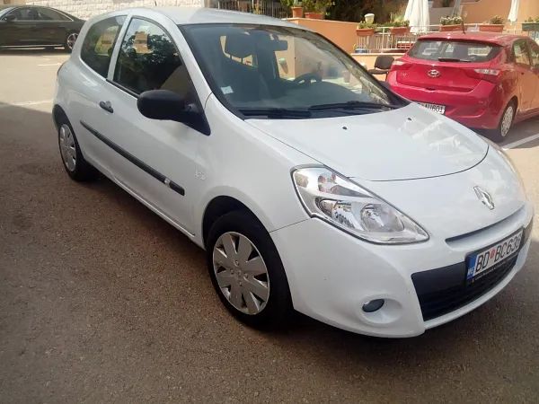 forDailyRentClio 4 Renault